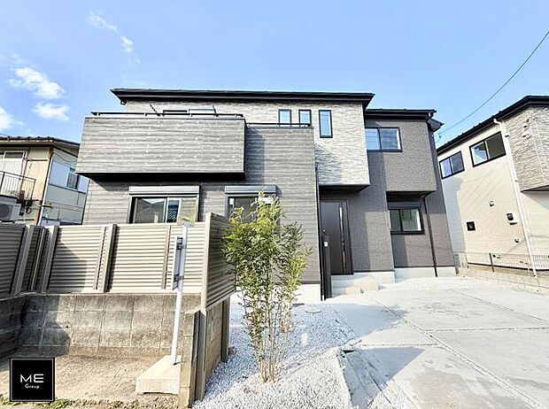 【現地外観写真】■家族みんなが笑顔で過ごせる、安心感のある住まい