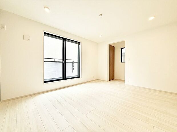 【ダイニング】■家族の笑顔があふれる、くつろぎの空間