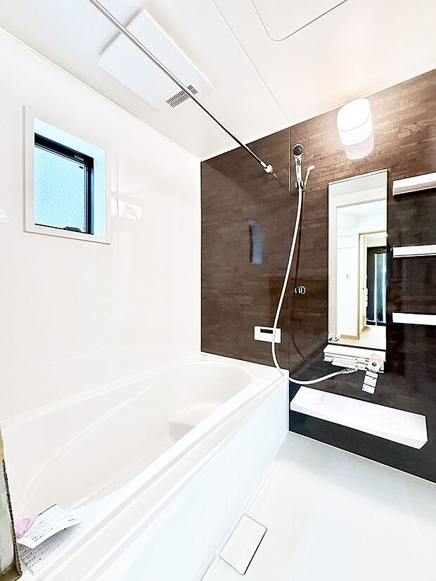 【浴室】■リラックスできる、穏やかな雰囲気です