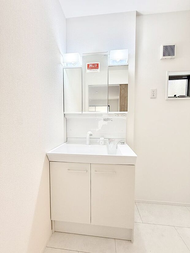 【洗面台・洗面所】■清潔感があり、気持ちよく使えます