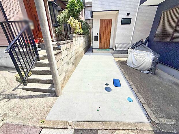 【駐車場】■快適な駐車スペースで安心