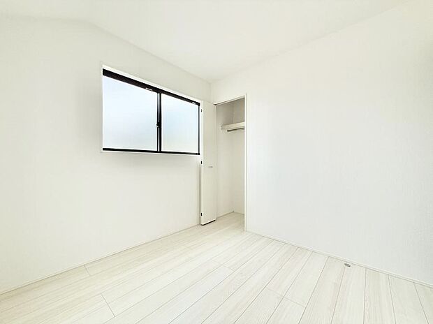 【子供部屋】■仕事や勉強のスペースに使うことで、集中しやすく静かな環境が整います