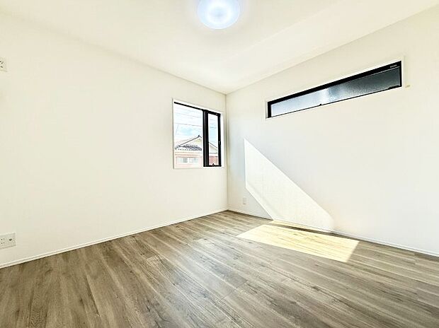 【リビング以外の居室】■シンプルで使いやすい空間がスッキリ感じられます