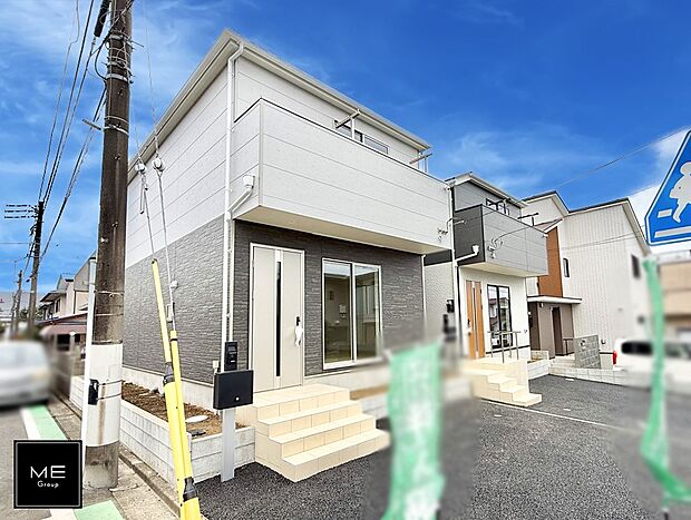 【現地外観写真】落ち着いたお洒落な外観  