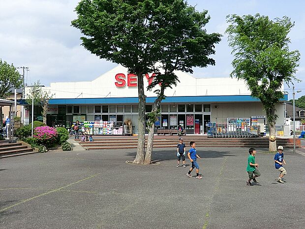 西友逗子ハイランド店(約1,800m・徒歩23分)