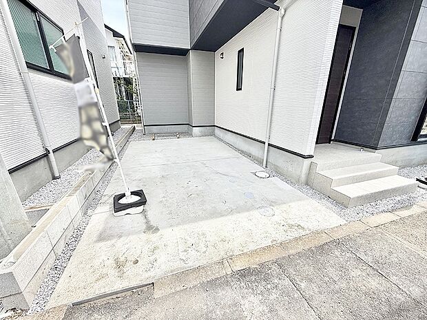 【駐車場】■自宅にカースペースがあると助かります