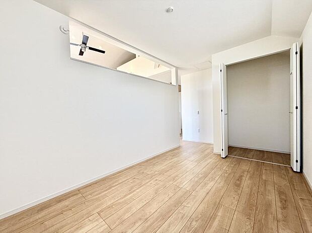 【洋室】■静かな洋室で読書や趣味に集中できる場所