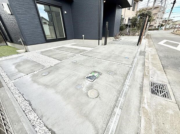 【駐車場】我が家専用のカースペース！  