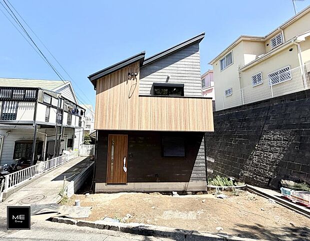 【現地外観写真】■暮らしを豊かにする充実した仕様設備で快適に