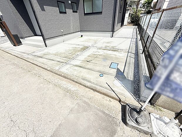 【駐車場】■快適な駐車スペースで安心