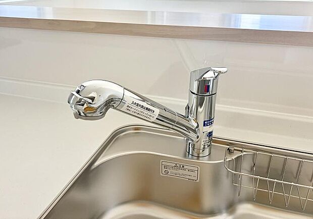 【浄水器】■清潔でおいしい水を手軽に供給してくれます