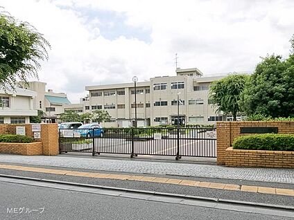 相模原市立中央小学校 560m(7分)