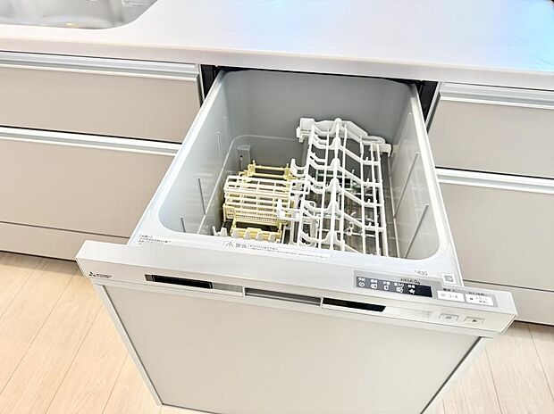 【食洗機】■自宅で簡単に充電でき、エコなカーライフをサポート