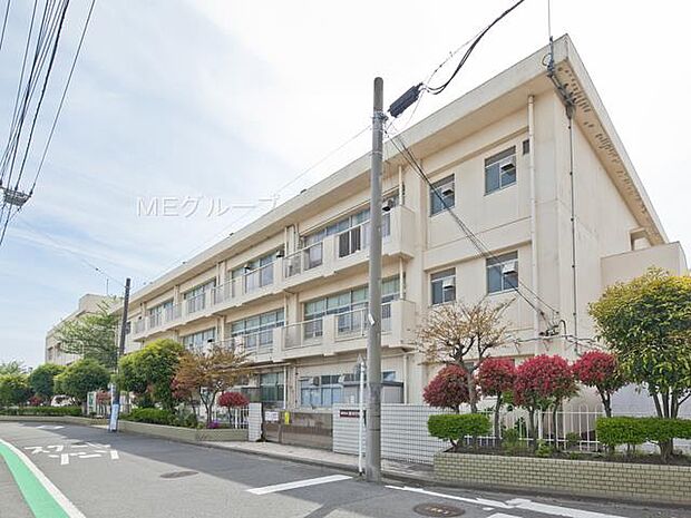 横浜市立宮田中学校(約570m・徒歩8分)