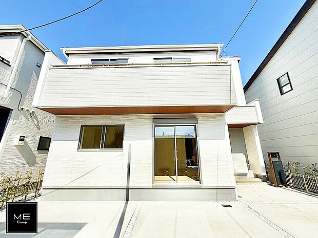【現地外観写真】3号棟 ■暮らしを彩る充実した設備仕様が備わった住まい