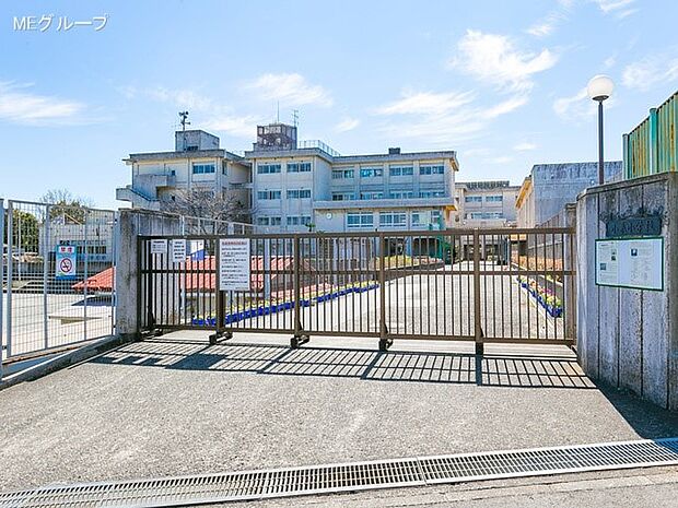 藤沢市立小糸小学校(約820m・徒歩11分)