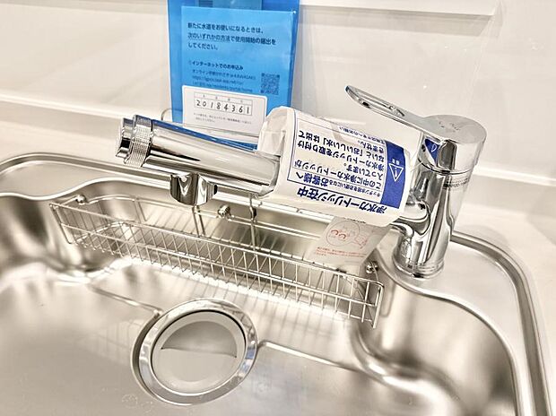 【浄水器】■清潔でおいしい水を手軽に供給してくれます