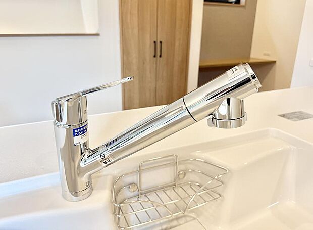 【浄水器】■清潔でおいしい水を手軽に供給してくれます