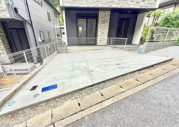 【駐車場】2号棟 ■カースペース有