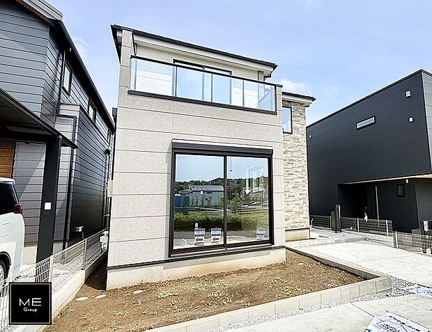【現地外観写真】■暮らしを豊かにする充実した仕様設備で快適に