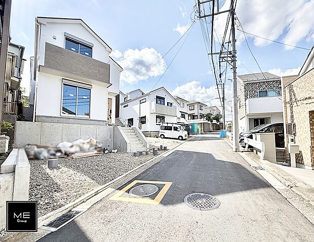 【前面道路含む現地写真】■新しい住まい、街の新しい風景