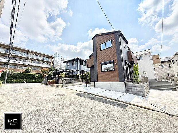 【前面道路含む現地写真】■新しい時代の息吹を感じる、心地よい環境
