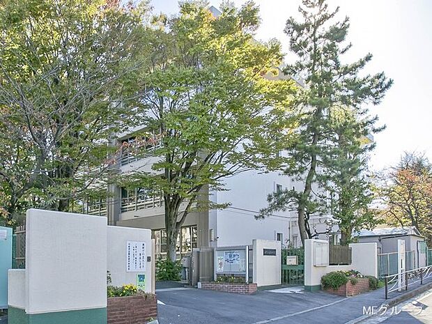 川崎市立生田中学校(約1,300m・徒歩17分)