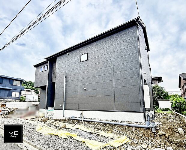 【現地外観写真】■暮らしを豊かにする充実した仕様設備で快適に