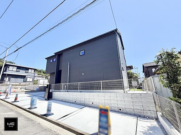 【現地外観写真】■暮らしを豊かにする充実した仕様設備で快適に