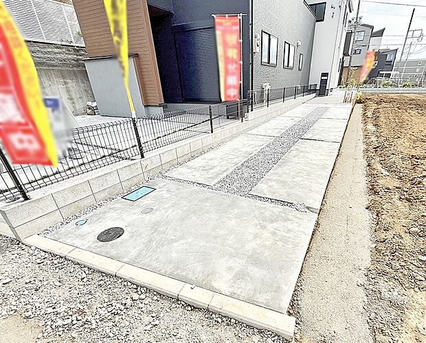 【駐車場】2号棟  ■快適な駐車スペースで安心