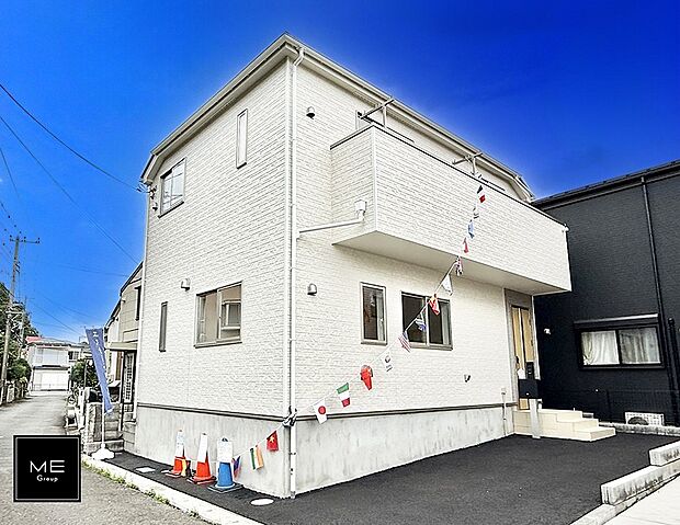 【現地外観写真】1号棟 ■暮らしを豊かにする充実した仕様設備で快適に