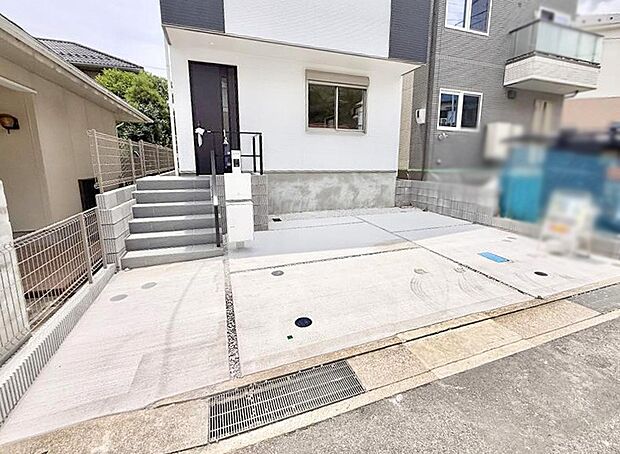 【駐車場】1号棟 ■自宅にカースペースがあると助かります