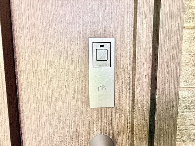 【スマートキー】■鍵を取り出さずに便利に操作できて快適