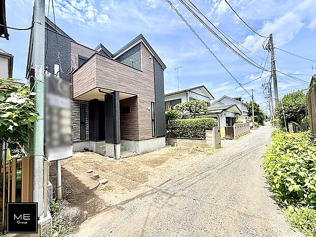 【前面道路含む現地写真】■この道を歩けば、毎日が少し特別になる