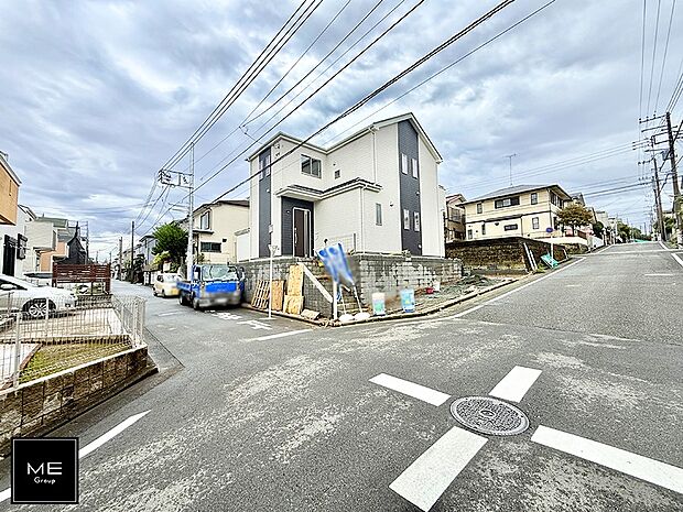 【前面道路含む現地写真】■新しい時代の息吹を感じる、心地よい環境