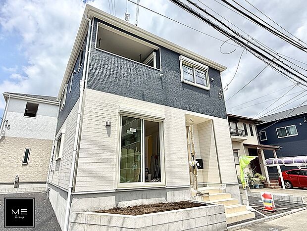 【現地外観写真】2号棟 ■暮らしを彩る充実した設備仕様が備わった住まい