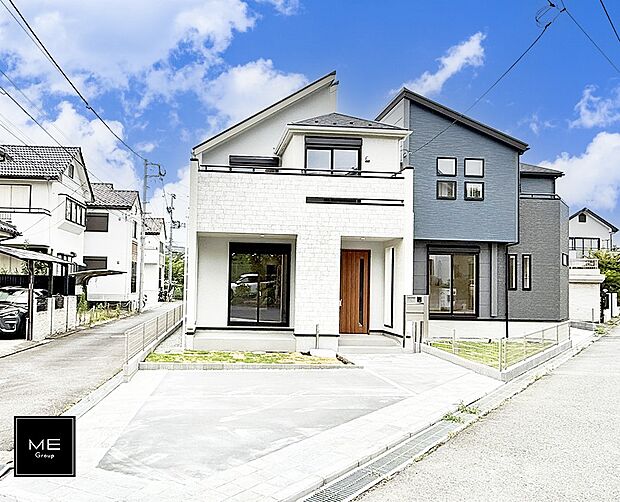 【現地外観写真】1号棟 ■暮らしを彩る充実した設備仕様が備わった住まい
