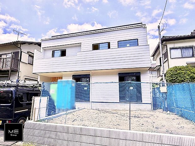 【現地外観写真】1号棟 ■暮らしを彩る充実した設備仕様が備わった住まい