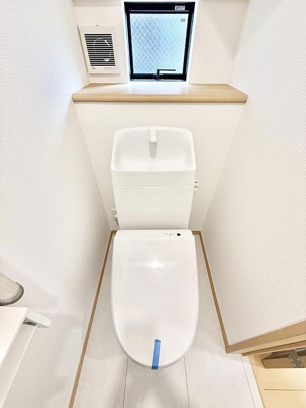 【トイレ】A号棟 ■毎日使う場所だからこそ、清潔感溢れる空間