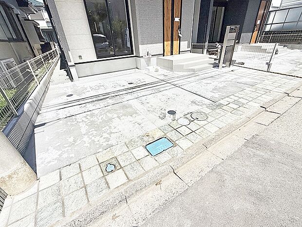 【駐車場】1号棟 ■自宅にある駐車スペースなので安心ですね