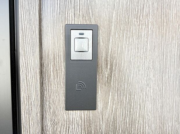 【スマートキー】■鍵を取り出さずに便利に操作できて快適