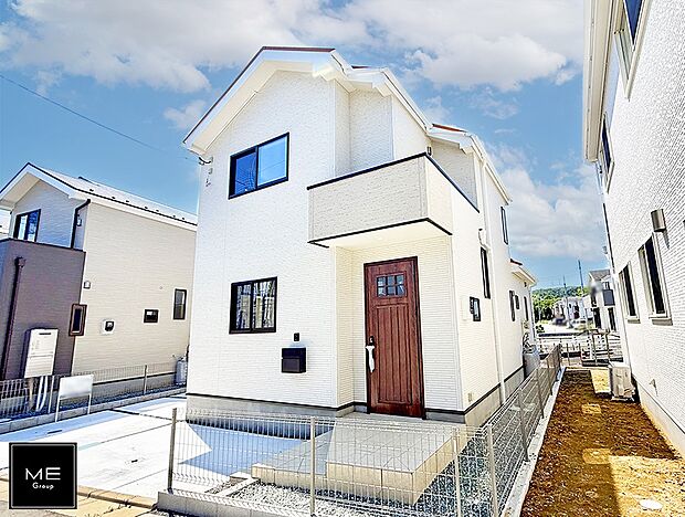 【現地外観写真】7号棟 ■暮らしを豊かにする充実した仕様設備で快適に