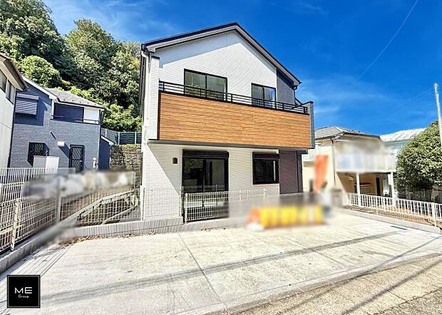 【現地外観写真】1号棟  ■暮らしを豊かにする充実した仕様設備で快適に