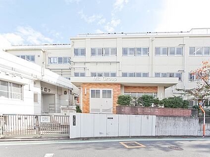 横浜市立一本松小学校 240m(3分)