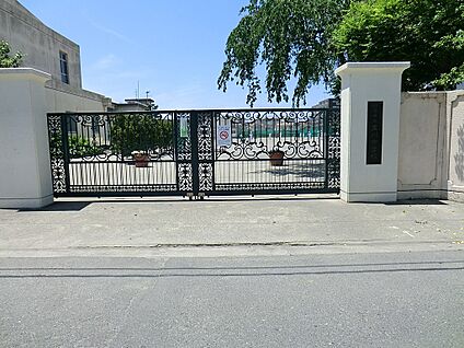 川崎市立玉川中学校 350m(5分)
