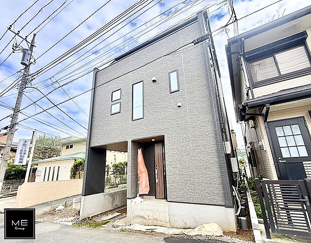 【現地外観写真】1号棟 ■家族みんなが笑顔で過ごせる、安心感のある住まい