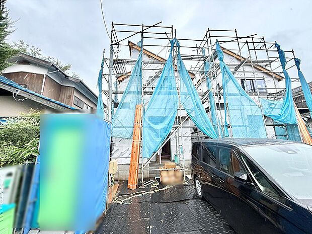 【現地外観写真】2号棟 ■暮らしを豊かにする充実した仕様設備で快適に