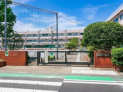 川崎市立藤崎小学校 640m(8分)