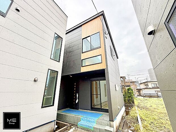 【現地外観写真】4号棟 ■家族みんなが笑顔で過ごせる、安心感のある住まい