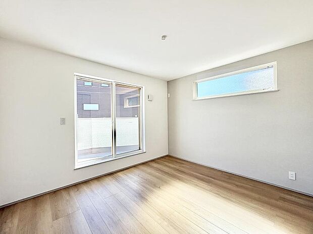 【リビング以外の居室】A号棟  ■清潔感あふれるお部屋で毎日を快適に過ごせます